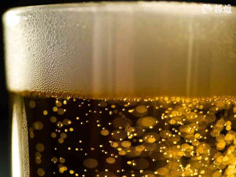 重庆酒吧一条街：盘点那些热门网红打卡酒馆街