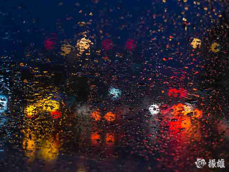 重庆酒吧一条街：盘点那些热门网红打卡酒馆街